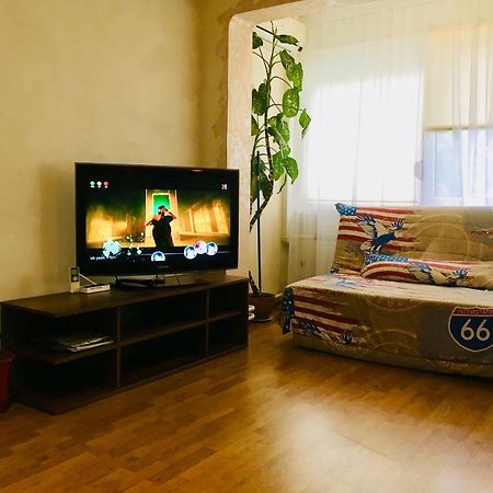 Peremohy Avenue 17 Apartamento Kiev Exterior foto
