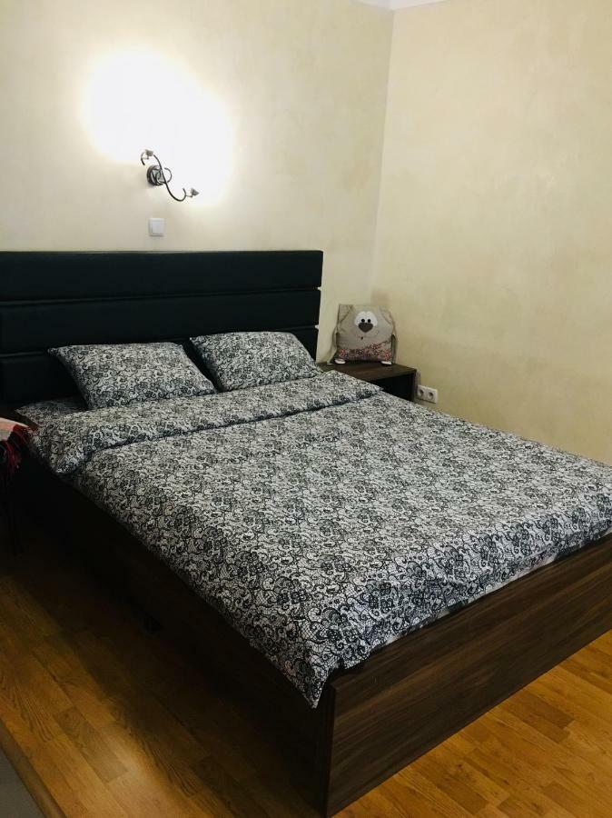Peremohy Avenue 17 Apartamento Kiev Exterior foto